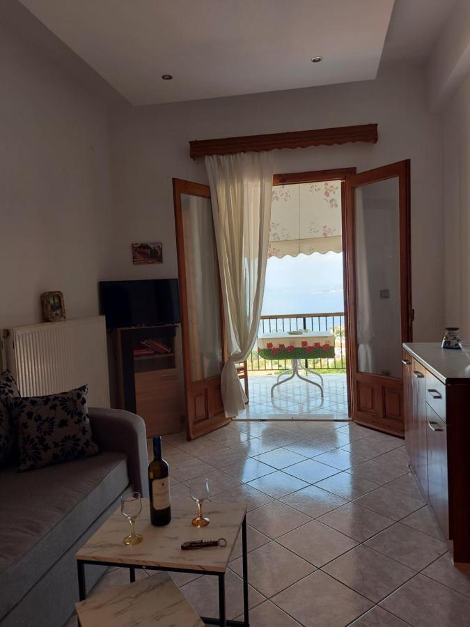George'S Apartment Loutraki  Ngoại thất bức ảnh
